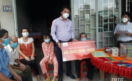 Đài PT-TH Tiền Giang vận động Công ty TNHH Honda Ô tô Tiền Giang tặng nhà cho người nghèo