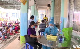 100% người dân trong độ tuổi huyện Tân Phước được tiêm vắc-xin phòng Covid-19