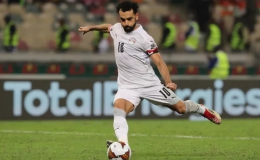 Sao Man United hóa tội đồ đại chiến, Salah đưa Ai Cập vào tứ kết Cúp châu Phi