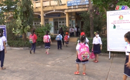 Chuyên dề 24.2 – Tân Phú Đông chuẩn bị tốt các điều kiện cho học sinh đi học trực tiếp tại trường.