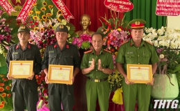 Cảnh sát Cơ động Tiền Giang họp mặt kỷ niệm 46 năm ngày truyền thống của ngành