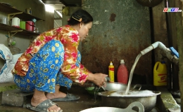 Ống kính truyền hình “Gần 2000 hộ dân Tân Phước khao khát nguồn nước sạch.