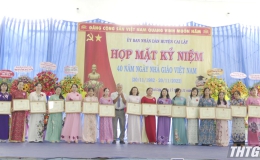 Huyện Cai Lậy họp mặt kỷ niệm 40 năm ngày Nhà giáo Việt Nam