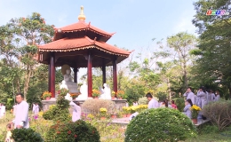 Chuyên đề 2.2 – Thiền việ‏n Trúc Lâm Chánh Giác thu hút du khách mỗi dịp đầu xuân.