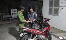 Công an Tiền Giang bắt 3 đối tượng trộm xe môtô bàn giao cho Công an Bến Tre
