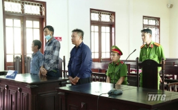 Tòa án nhân dân tỉnh Tiền Giang tuyên phạt đối tượng 3,5 năm tù về tội đánh bạc trực tuyến