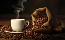 Người cao huyết áp ghiền cà phê: Kết quả bất ngờ