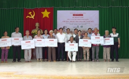 Ban Tuyên giáo Trung ương và Báo Điện tử Đảng Cộng Sản Việt Nam tổ chức chương trình “Màu hoa đỏ” tại Tiền Giang