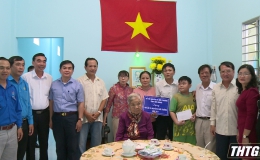 Phó Chủ tịch UBND tỉnh Phạm Văn Trọng dự Lễ bàn giao Mái ấm Tài nguyên và môi trường