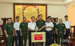Thiếu tướng Vũ Trung Kiên thăm Bộ đội Biên phòng Tiền Giang