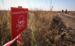Ám ảnh ô nhiễm bom mìn tại chiến trường Ukraine và giải pháp khắc phục