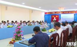 Chủ tịch UBND tỉnh Tiền Giang Nguyễn Văn Vĩnh làm việc với huyện Tân Phú Đông