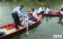 Tiền Giang thả cá tái tạo nguồn lợi thủy sản ở khu Bảo tồn Đồng Tháp Mười