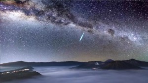 Đêm nay, ngắm sao chổi Halley đổ “mưa ánh sáng” xuống Trái Đất