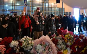 Ngày quốc tang bắt đầu trên toàn nước Nga tưởng niệm nạn nhân khủng bố ở Crocus