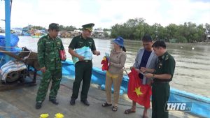 Bộ đội Biên phòng Tiền Giang tuyên truyền chống khai thác IUU tại Lễ hội Nghinh Ông